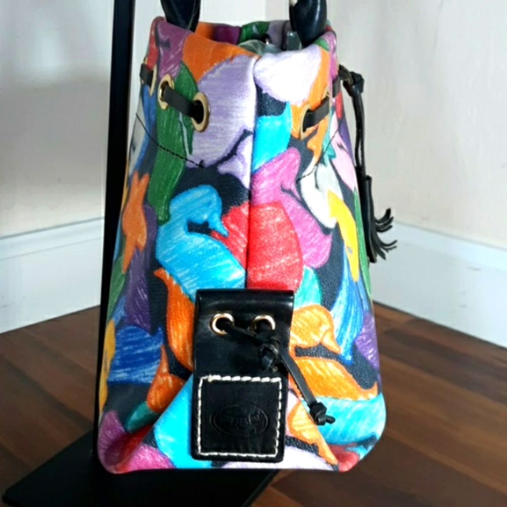 Dooney & Bourke Vintage Wonder Duck Handbag - Picture 4 of 15